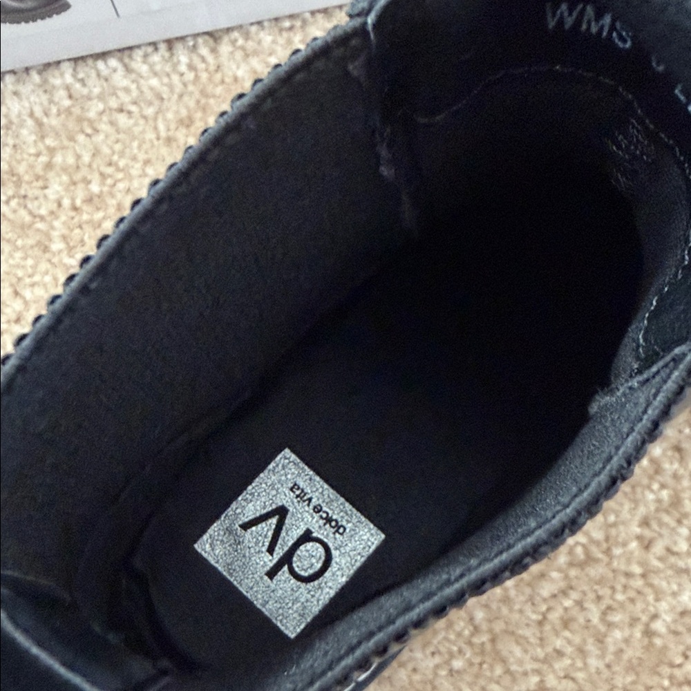 Dolce Vita Leigha Chelsea Black Boots Womens Size 6 - Picture 4 of 9